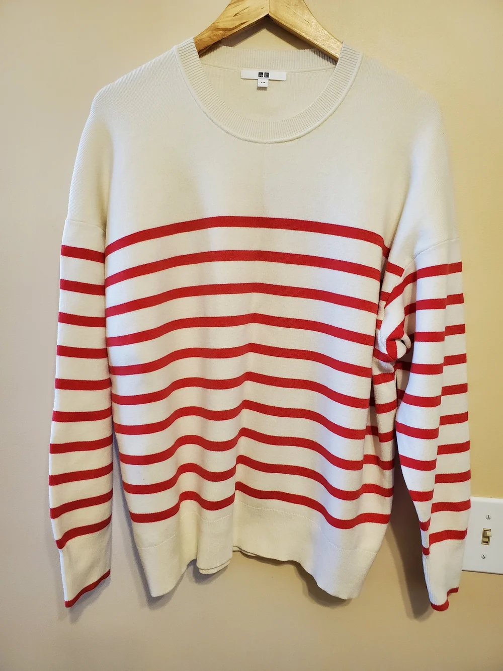 Uniqlo Crewneck Sweater with Red Stripes - Picture 2 of 9